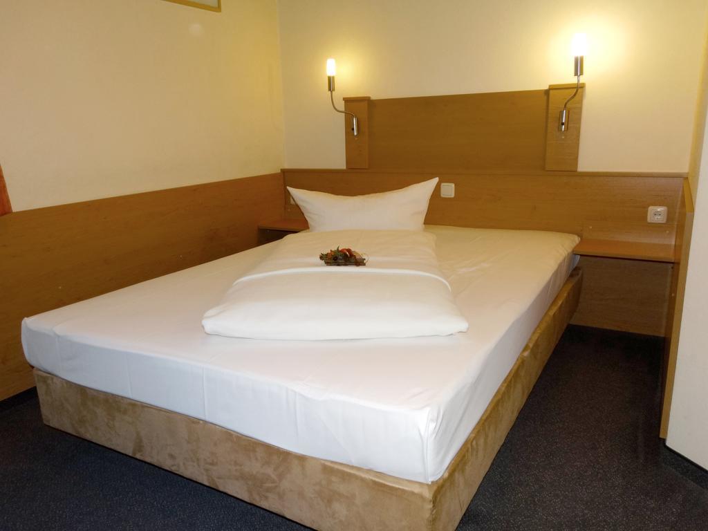 Hotel Sonne - Haus 2 Idstein Szoba fotó
