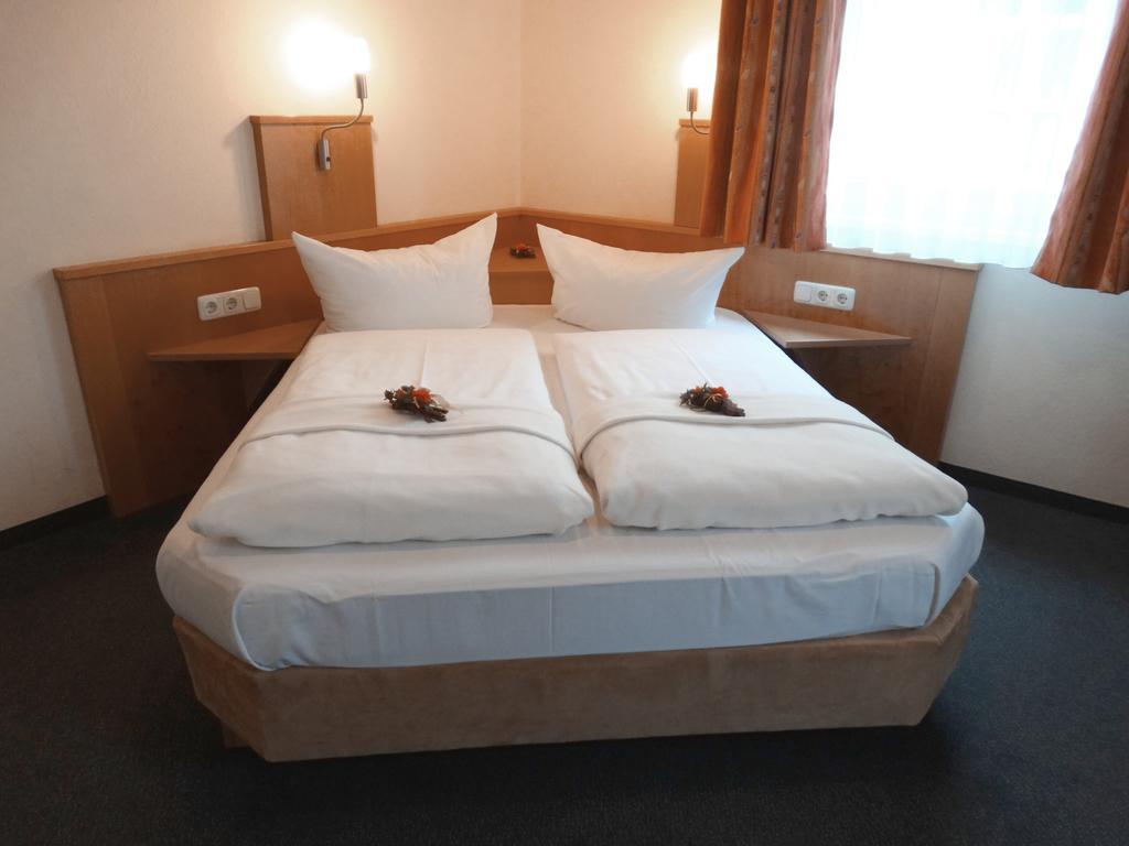 Hotel Sonne - Haus 2 Idstein Kültér fotó
