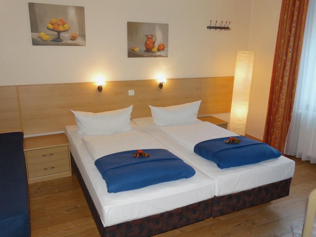 Hotel Sonne - Haus 2 Idstein Szoba fotó