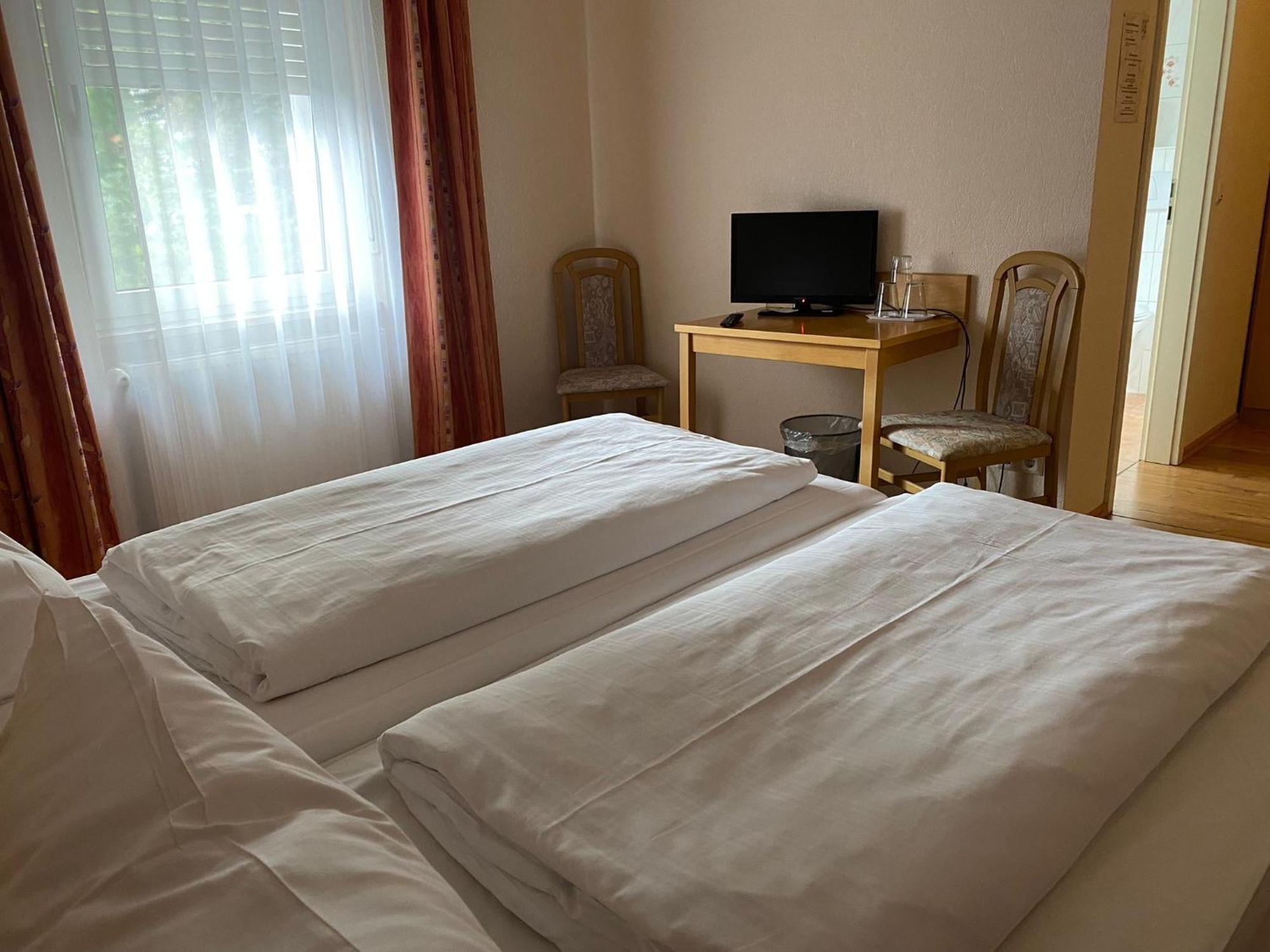 Hotel Sonne - Haus 2 Idstein Kültér fotó